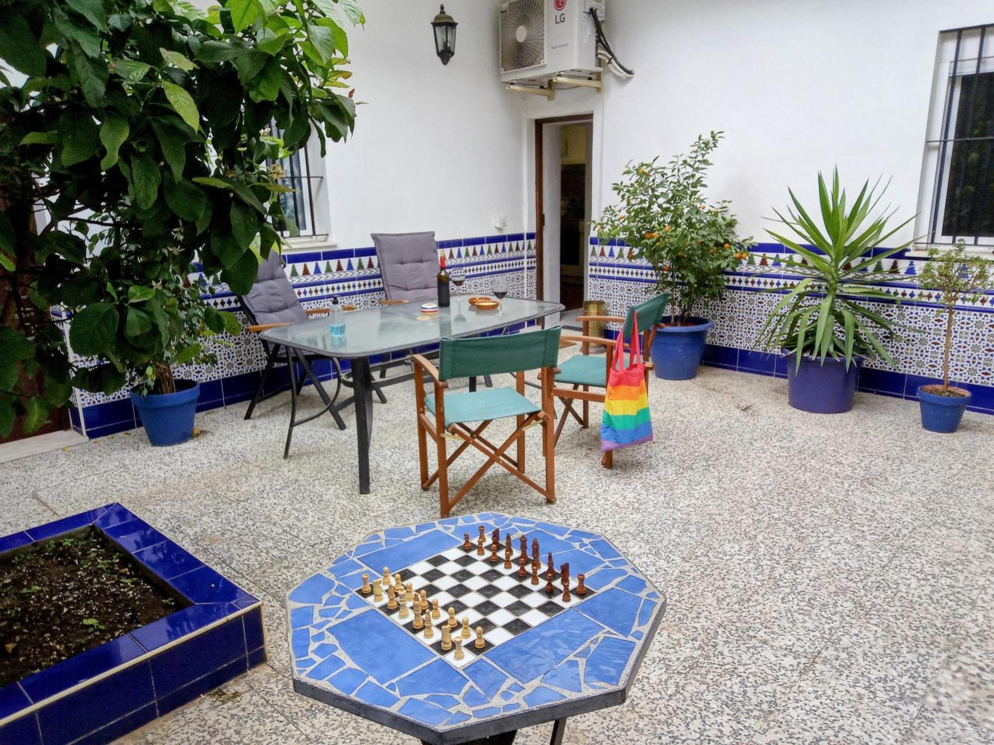 Apartamento Casa Valientes B - Free private parking, patio, WiFi&AC Jerez de la Frontera Exterior foto